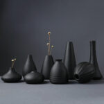 Black Remembrance Vase