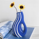 Mackenzie Sculpture Vase - Image 4