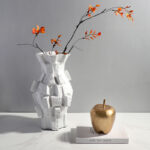 Minimaliste Abstract Vase - Image 2