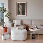 Multifunctional Marvel: Round Tufted Storage Ottoman - Image 9